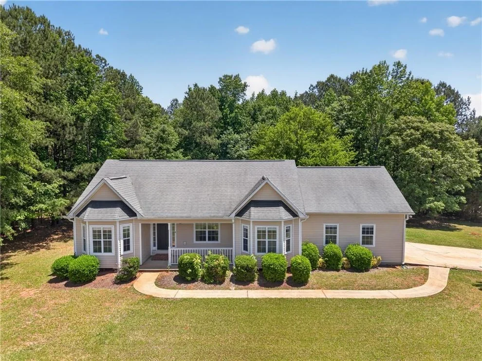 Unit for sale at 240 Ashley Trace Drive, Locust Grove, GA 30248