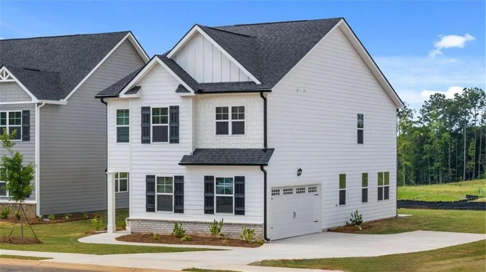 Unit for sale at 302 Friendship Oak Way, Hampton, GA 30228