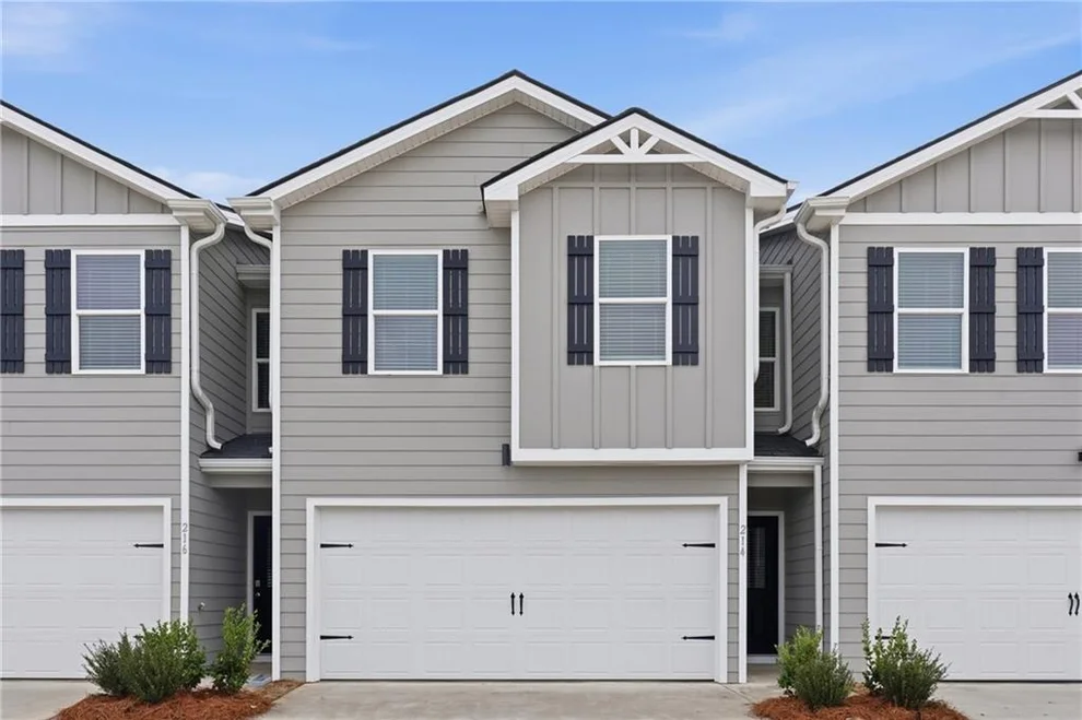 Unit for sale at 212 Norchester Avenue, Hogansville, GA 30230