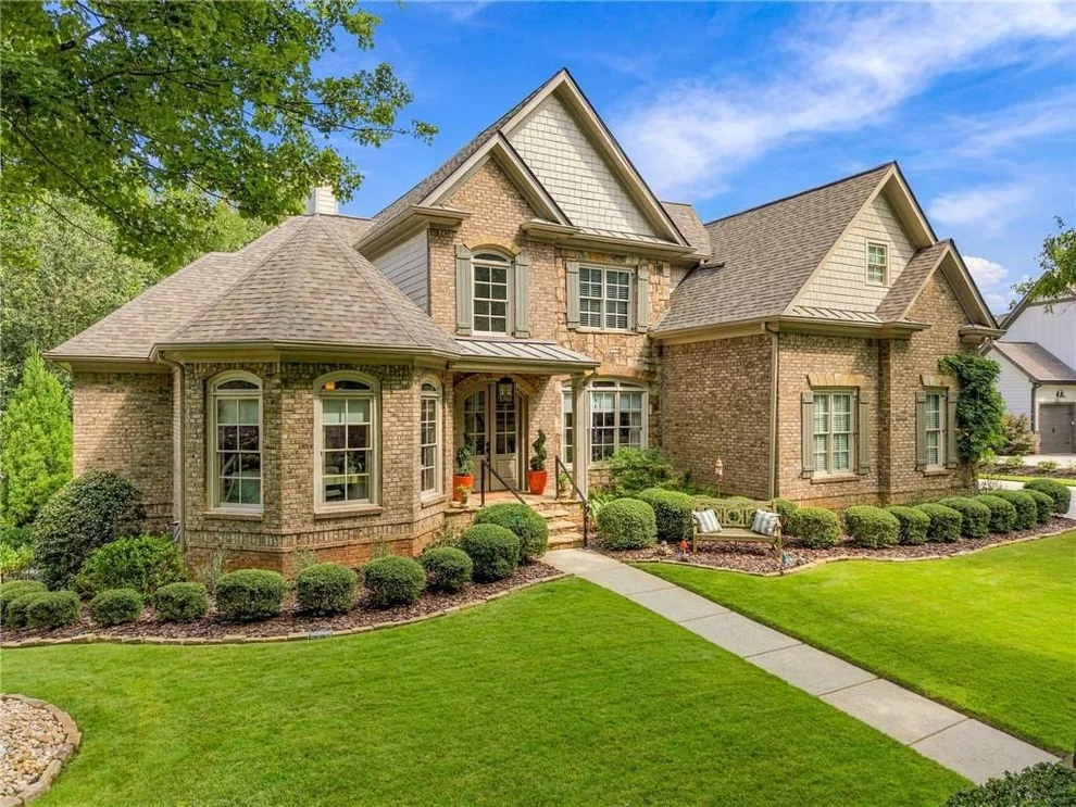 Unit for sale at 6153 Grand Marina Circle, Gainesville, GA 30506