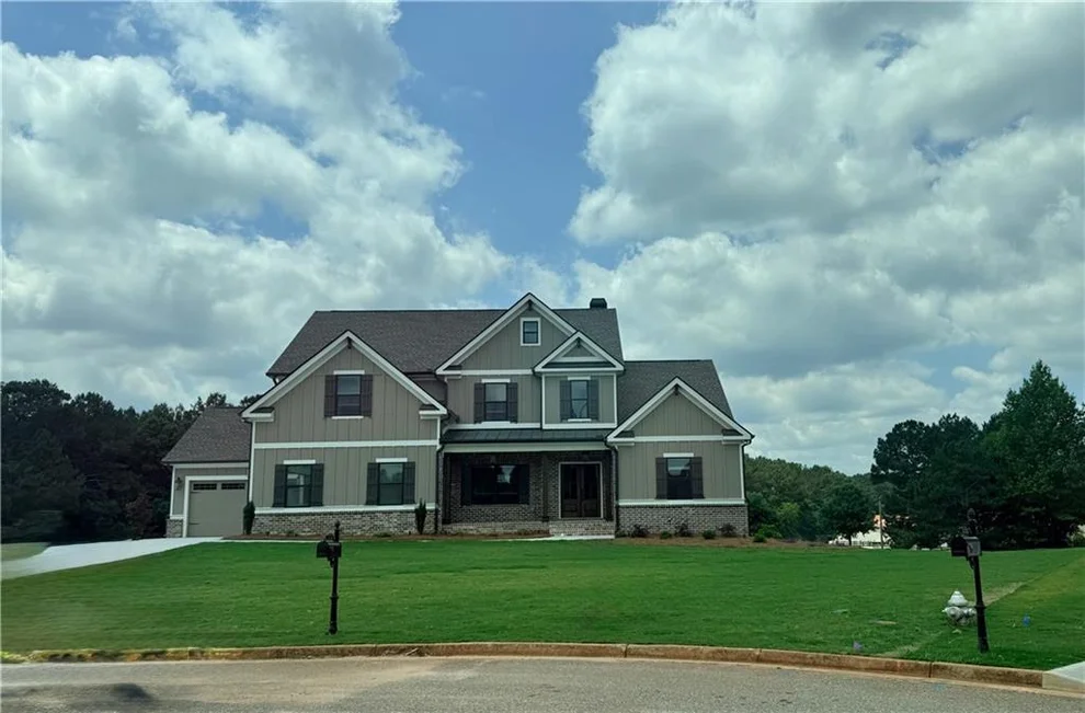 Unit for sale at 2136 Stonegate Way, Monroe, GA 30656