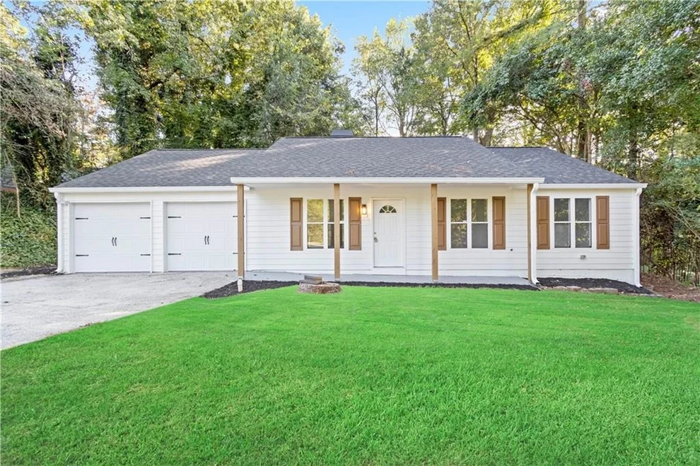 Unit for sale at 134 Apple Valley Drive, Woodstock, GA 30188