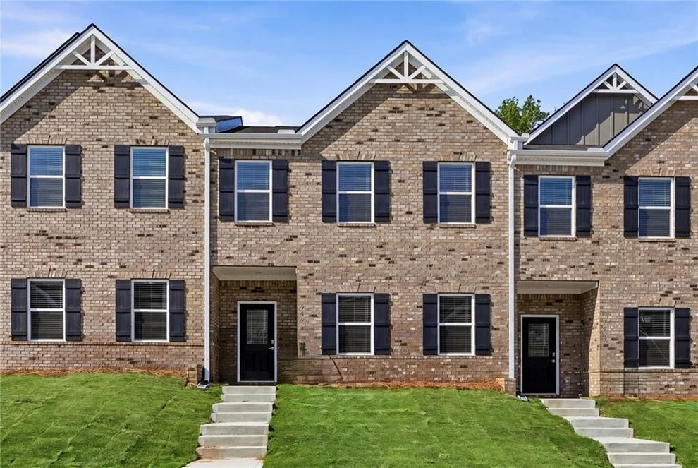 Unit for sale at 3639 PARKWAY JAMES Drive, Snellville, GA 30039