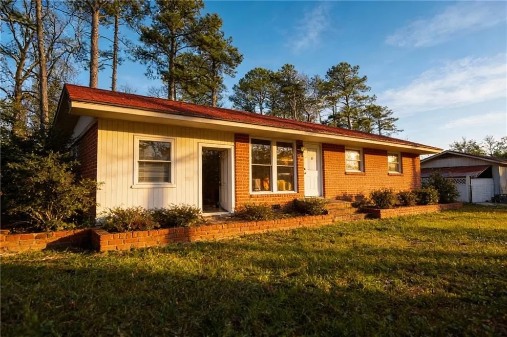Unit for sale at 924 Brookdale Place, Decatur, GA 30033