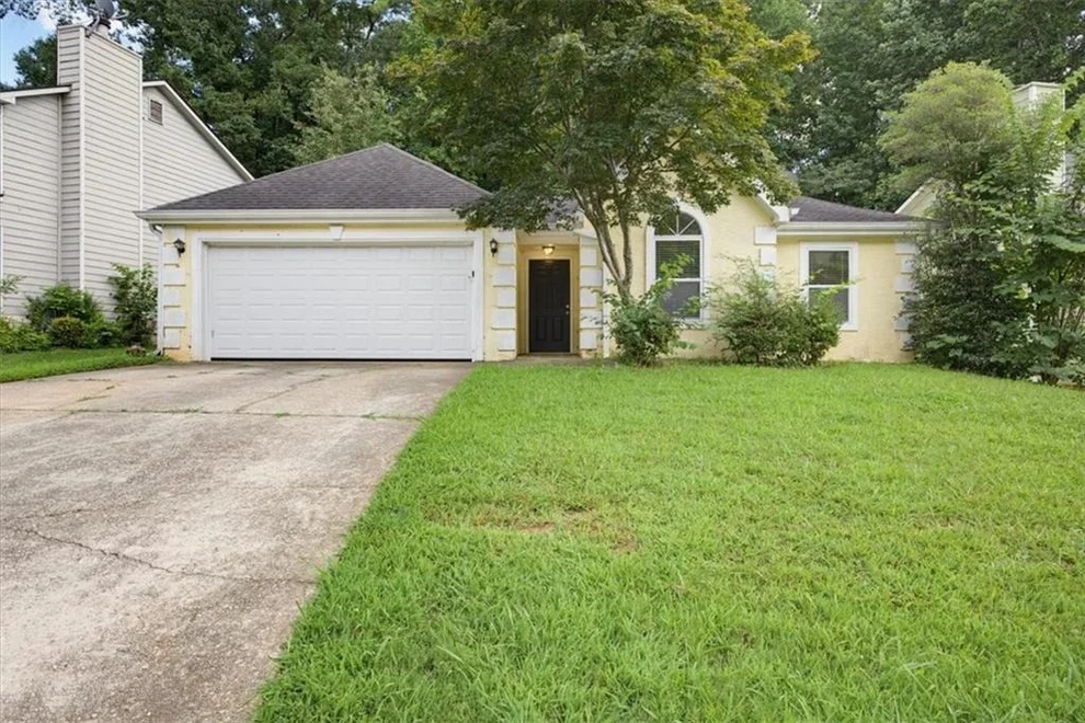 Unit for sale at 2710 Waterford Park Drive, Lawrenceville, GA 30044