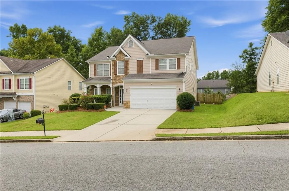Unit for sale at 6380 Stonelake Drive, Atlanta, GA 30331