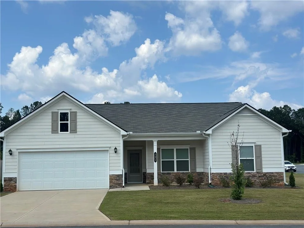 Unit for sale at 121 CREEK Road, Eatonton, GA 31024