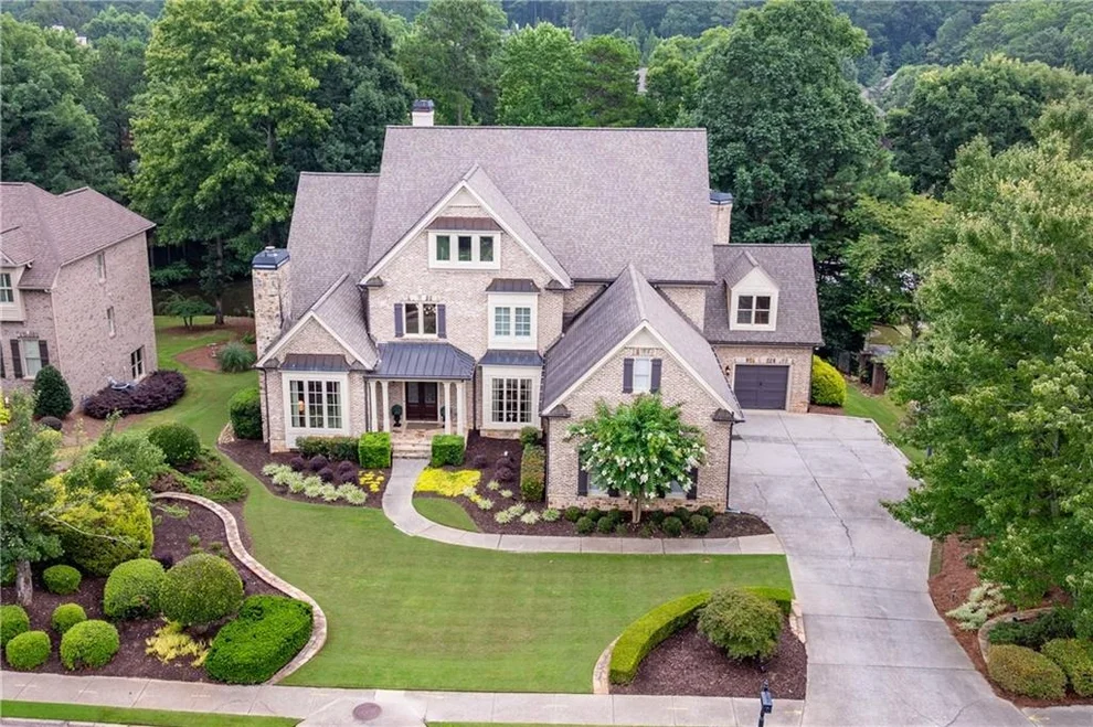 Unit for sale at 2610 Flint Creek Drive, Cumming, GA 30041