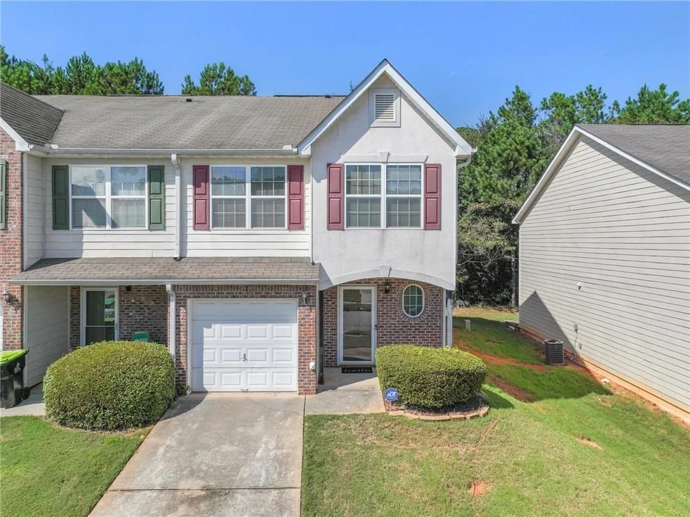 Unit for sale at 684 Georgetown Court, Jonesboro, GA 30236