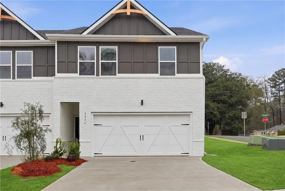 Unit for sale at 3204 Winding waters Way, Powder Springs, GA 30127