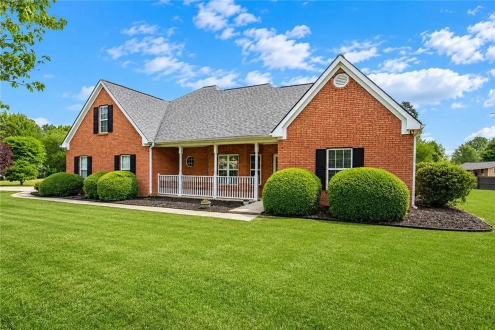 Unit for sale at 3057 Biltmore Woods Drive, Buford, GA 30519