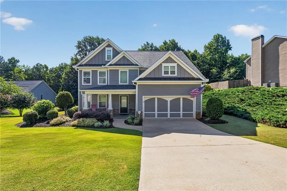 Unit for sale at 5417 Woodstream Court, Gainesville, GA 30507