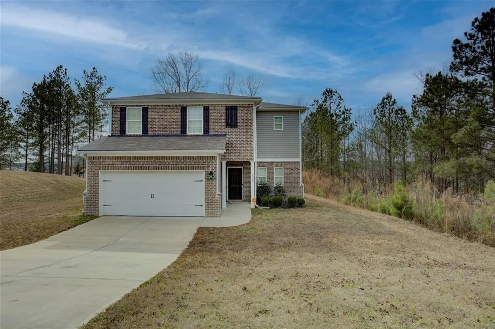 Unit for sale at 2502 Fraggle Roc, Conyers, GA 30012