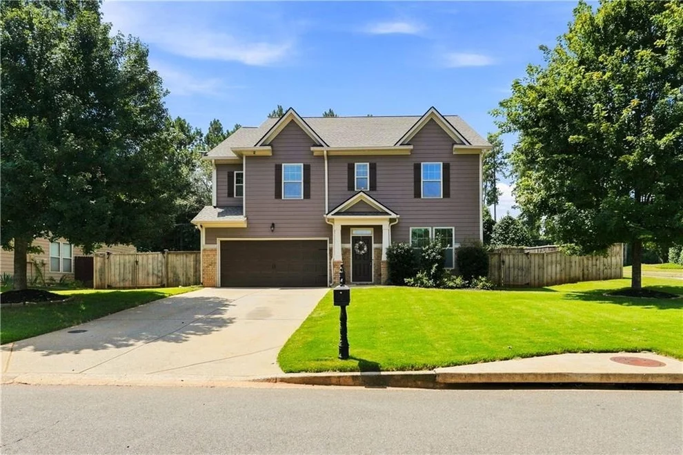 Unit for sale at 2710 Evan Manor Lane, Cumming, GA 30041