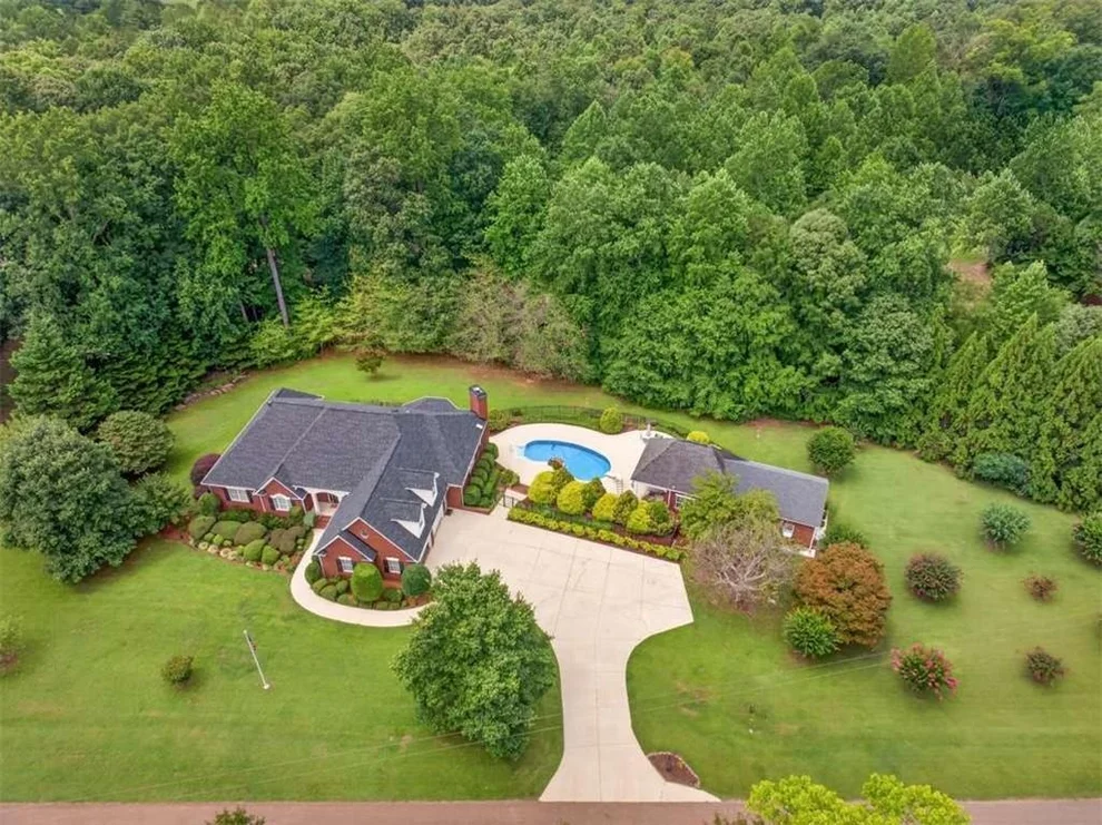 Unit for sale at 1077 Scales Creek Road, Homer, GA 30547