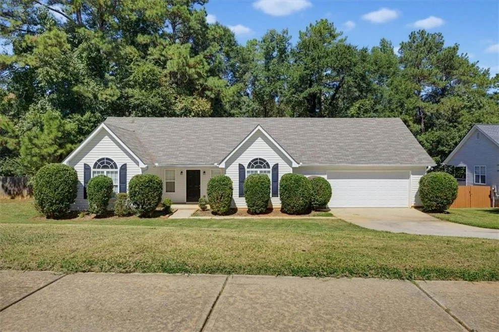 Unit for sale at 2625 Hidden Creek Drive, Loganville, GA 30052
