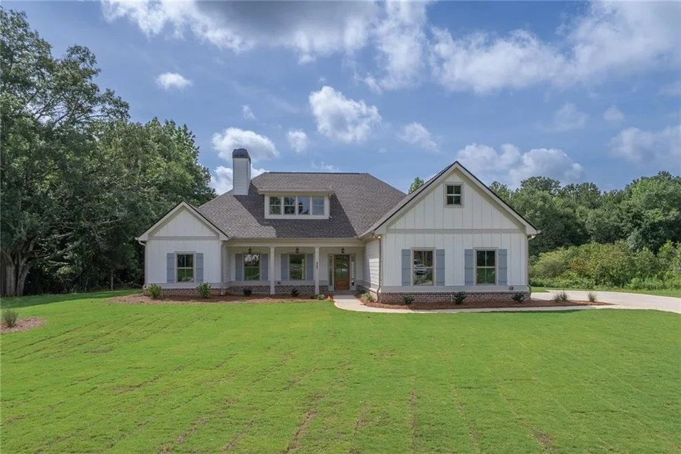 Unit for sale at 347 Woodfin Way, Social Circle, GA 30025
