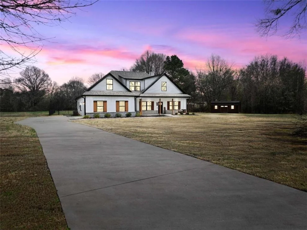 Unit for sale at 351 Savannah Drive, Mansfield, GA 30055