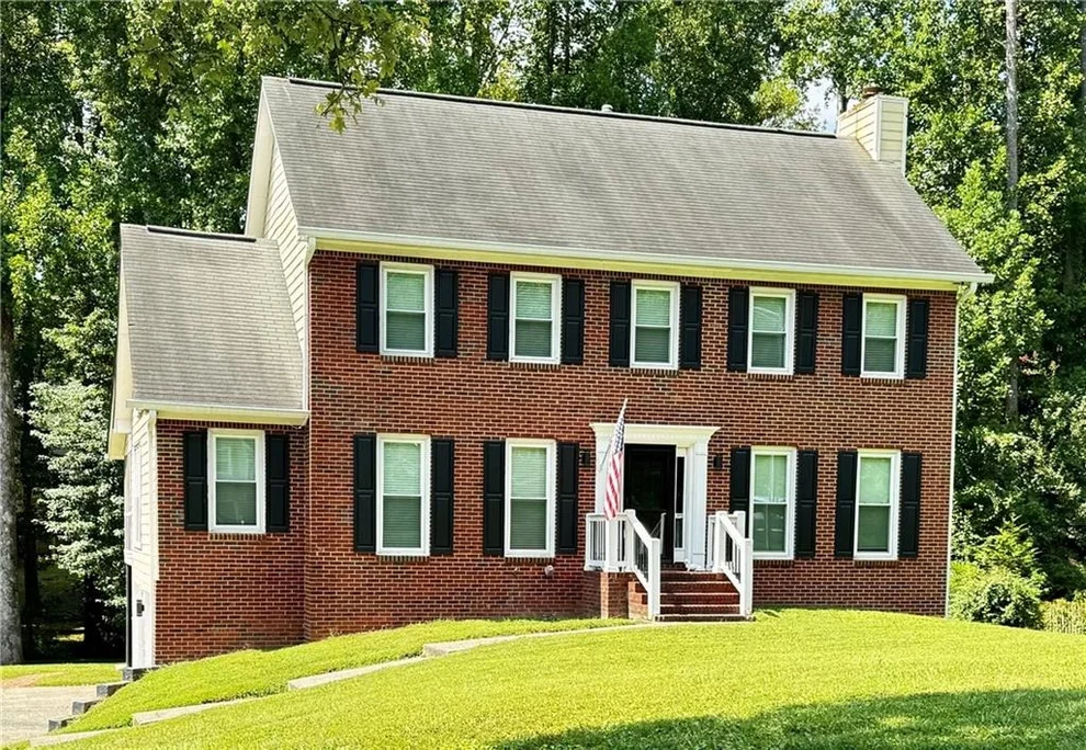 Unit for sale at 1890 Dovonshire Road, Marietta, GA 30064