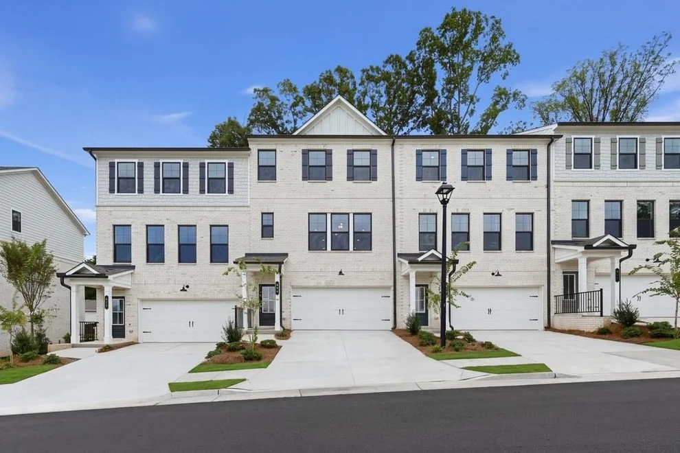 Unit for sale at 603 Rose Hill Lane, Lawrenceville, GA 30044