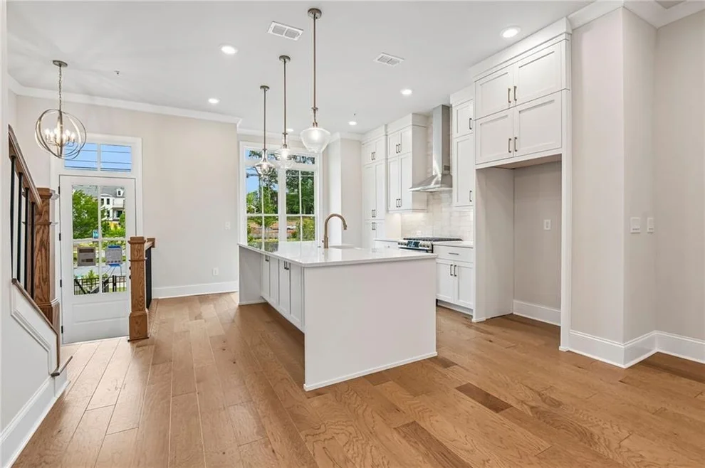 Unit for sale at 200 Midnight Oak Run, Alpharetta, GA 30009