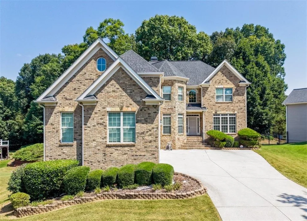 Unit for sale at 8915 Maple Run Trail, Cumming, GA 30506