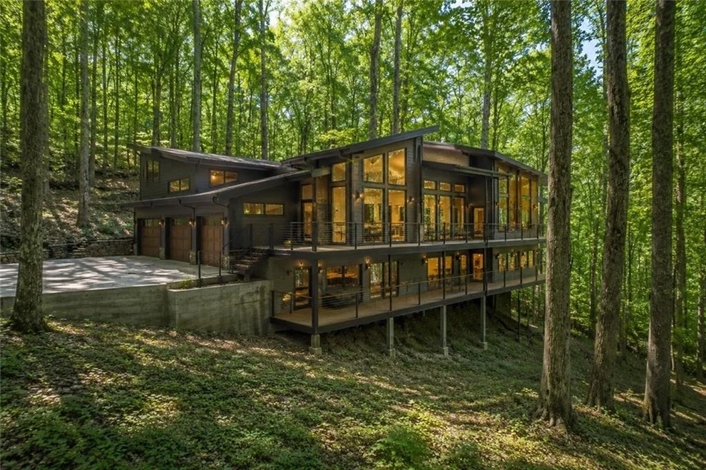 Unit for sale at 1981 Mountain Drive, Alpharetta, GA 30004