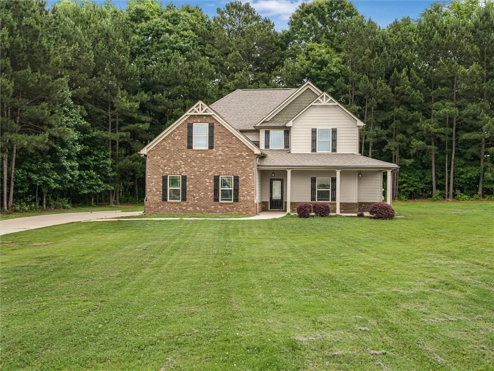 Unit for sale at 525 Trousseau Lane, Mcdonough, GA 30252