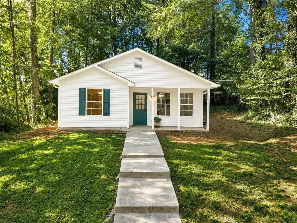 Unit for sale at 945 Buford Dam Road, Cumming, GA 30041