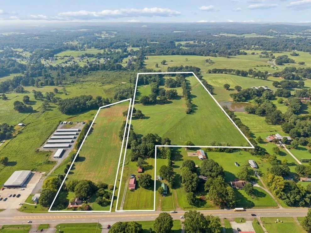 Unit for sale at 6873 Fairmount Highway SE, Calhoun, GA 30701