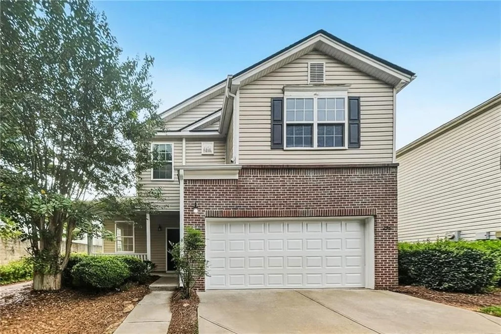 Unit for sale at 296 Hiawassee Drive, Woodstock, GA 30188