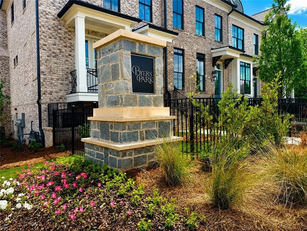 Unit for sale at 205 Midnight Oak Run, Alpharetta, GA 30009