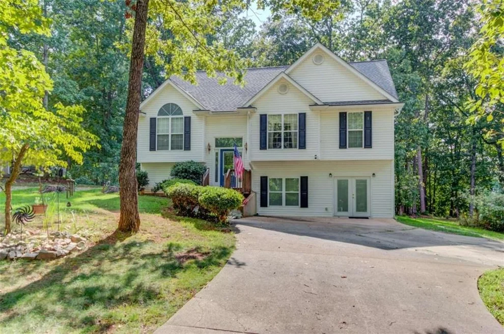 Unit for sale at 7730 Bethel Road, Gainesville, GA 30506