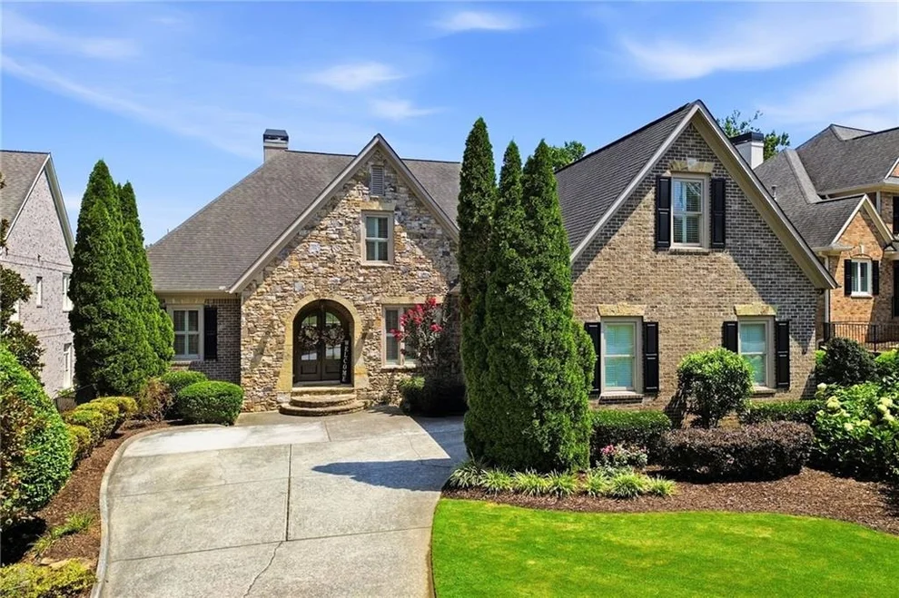 Unit for sale at 111 Ridgemoor Trace, Canton, GA 30115