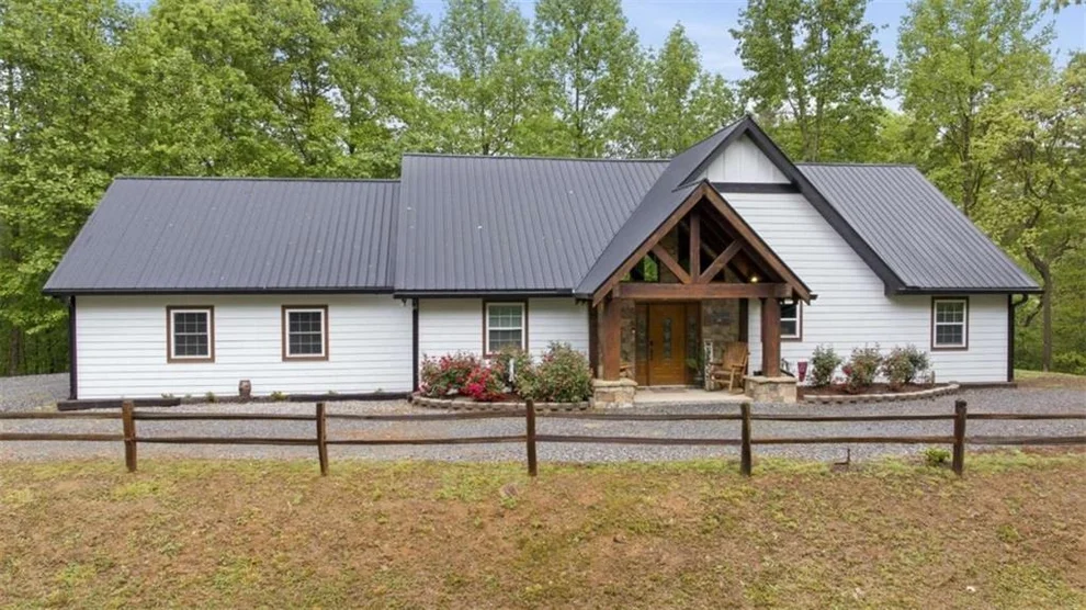Unit for sale at 137 Thornwood Lane, Ellijay, GA 30540