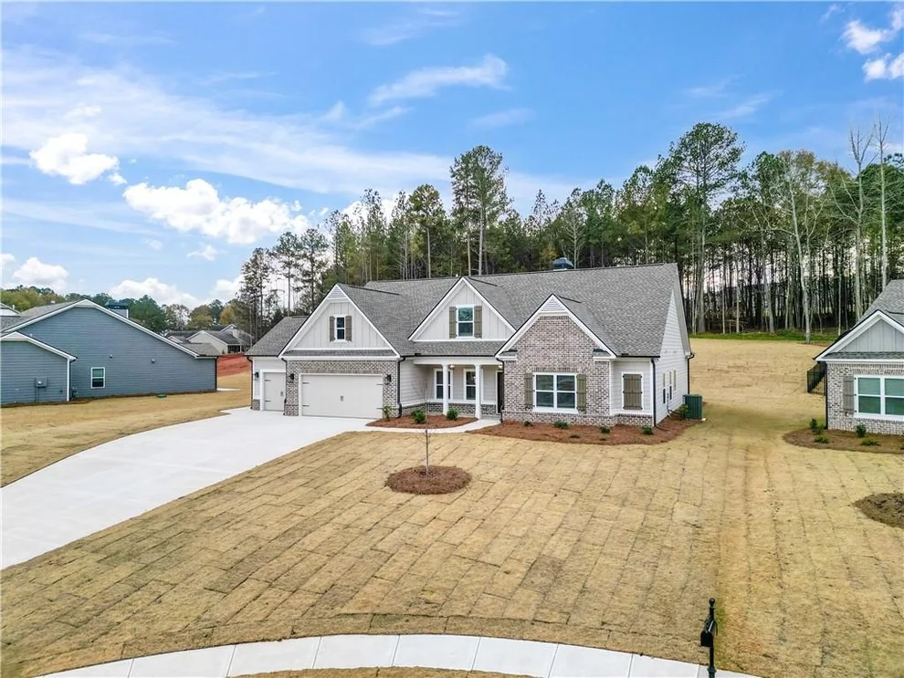 Unit for sale at 744 Belle Vista, Monroe, GA 30656