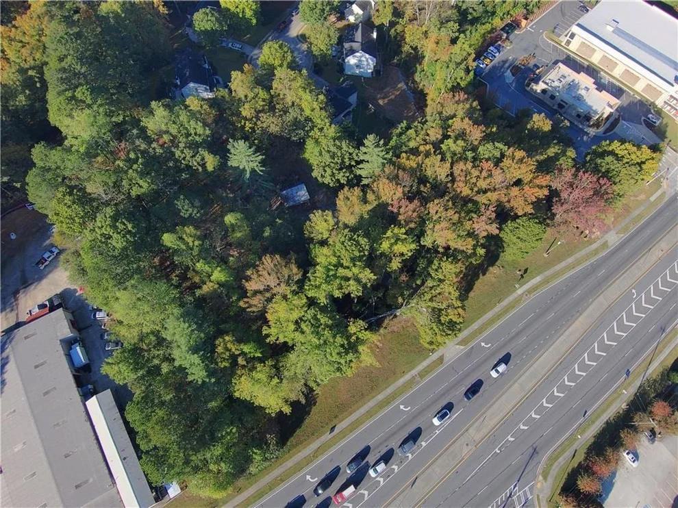 Unit for sale at 5942 Cumming Highway, Sugar Hill, GA 30518