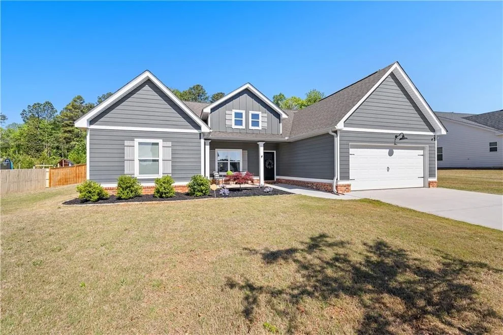 Unit for sale at 161 Springwood Drive, Carrollton, GA 30117