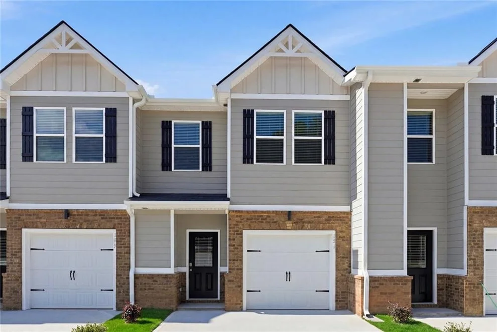 Unit for sale at 121 MEADOWVIEW Drive, Temple, GA 30179