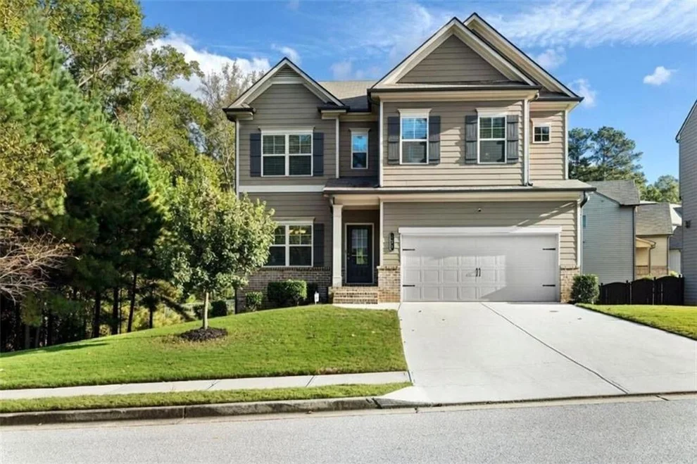 Unit for sale at 129 Jacobs Lane, Loganville, GA 30052