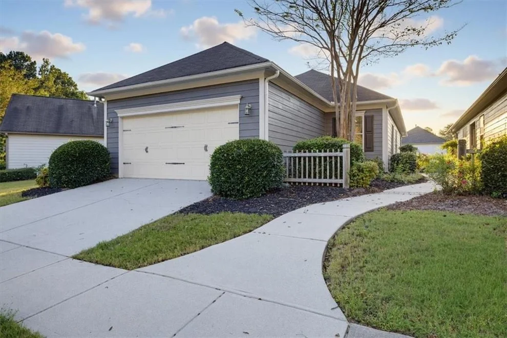 Unit for sale at 7923 Bluefin Trail, Union City, GA 30291