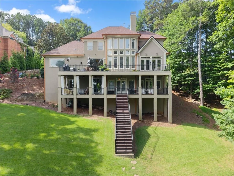 Unit for sale at 2819 NE Point Overlook, Gainesville, GA 30501