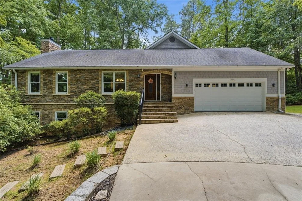 Unit for sale at 5855 Wills Lake Road, Cumming, GA 30040