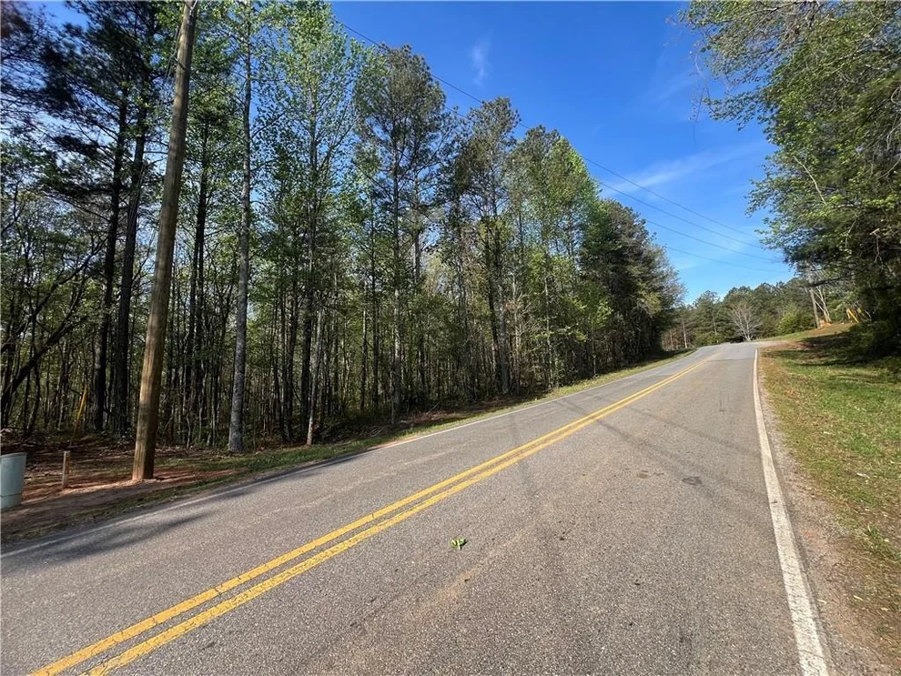 Unit for sale at 6425 Anderson Lake Road, Dawsonville, GA 30534