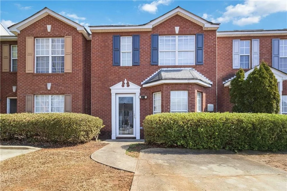 Unit for sale at 5559 Strathmoor Manor Circle, Lithonia, GA 30058