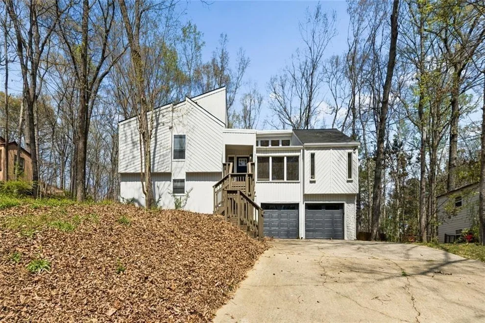Unit for sale at 1309 Laurel Cliff Drive, Smyrna, GA 30082