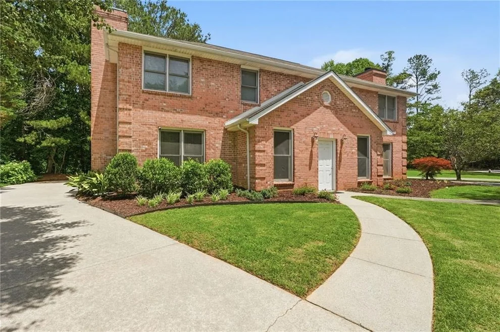 Unit for sale at 8865 Carroll Manor Drive, Sandy Springs, GA 30350