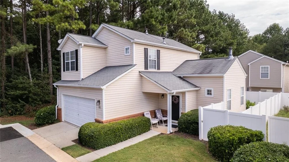 Unit for sale at 213 Manley Court, Woodstock, GA 30188