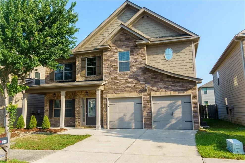 Unit for sale at 7646 Crawford Court, Fairburn, GA 30213