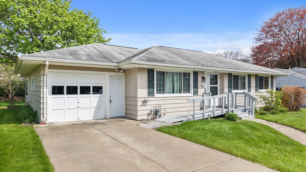 Unit for sale at 504 Winston Drive, Endwell, NY 13760